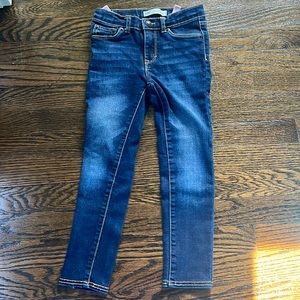 Levi’s size 6 girls 710 super skinny jeans.